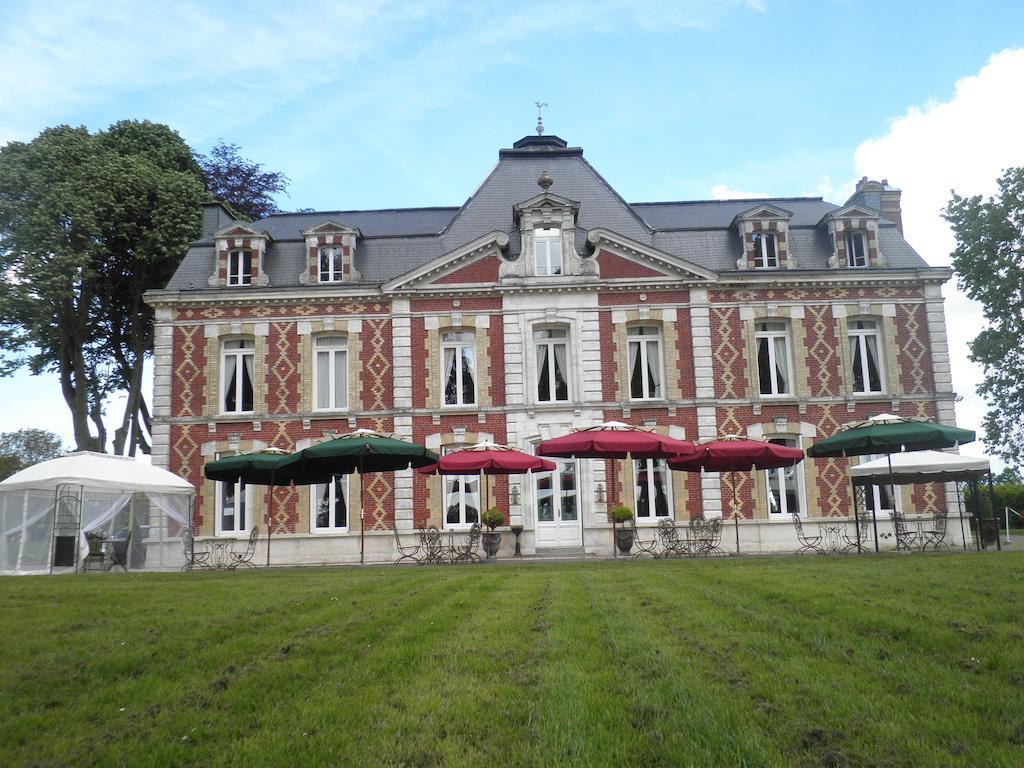Chateau Des Saveurs Saint-Sauveur-dʼÉmalleville 外观 照片