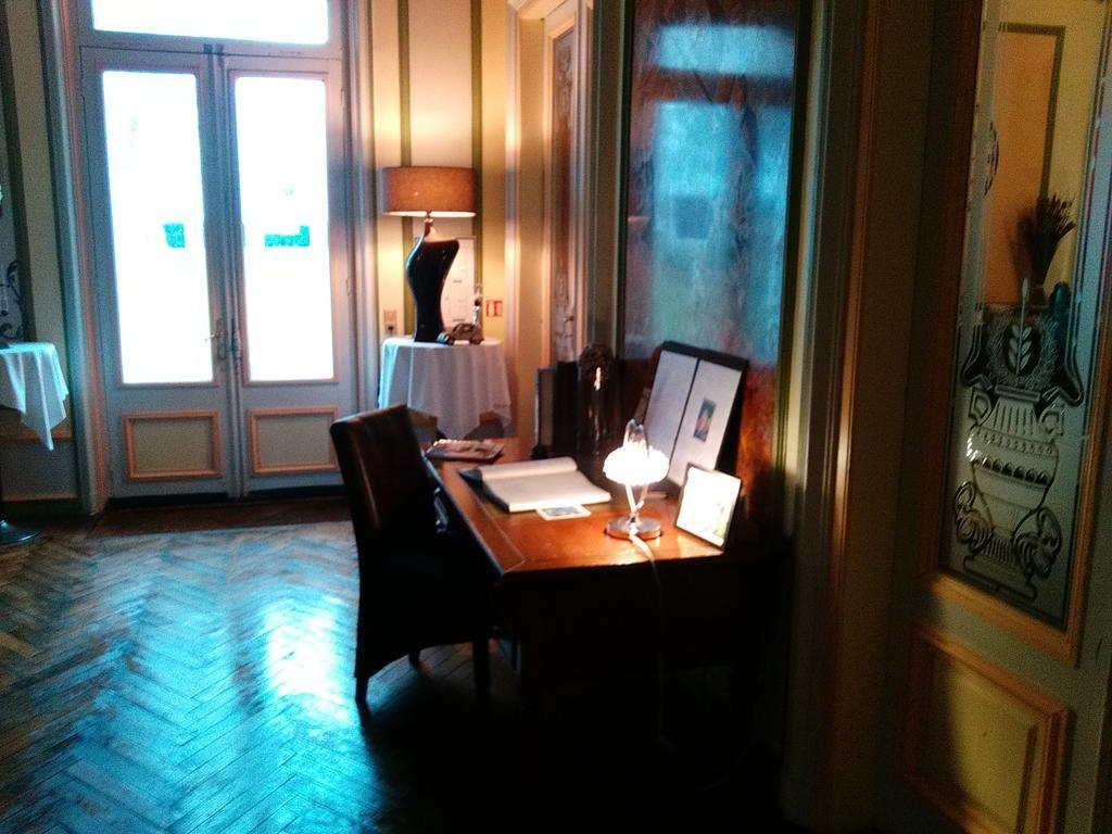 Chateau Des Saveurs Saint-Sauveur-dʼÉmalleville 外观 照片